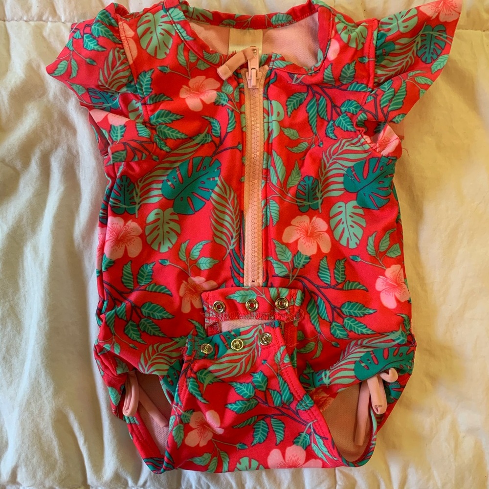 Tropical Print Easy Snap Bathing Suit 🏝🥰